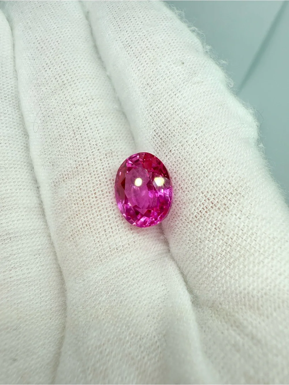 Pink Oval Faceted Sapphire Gemstone for Women’s Jewelry
